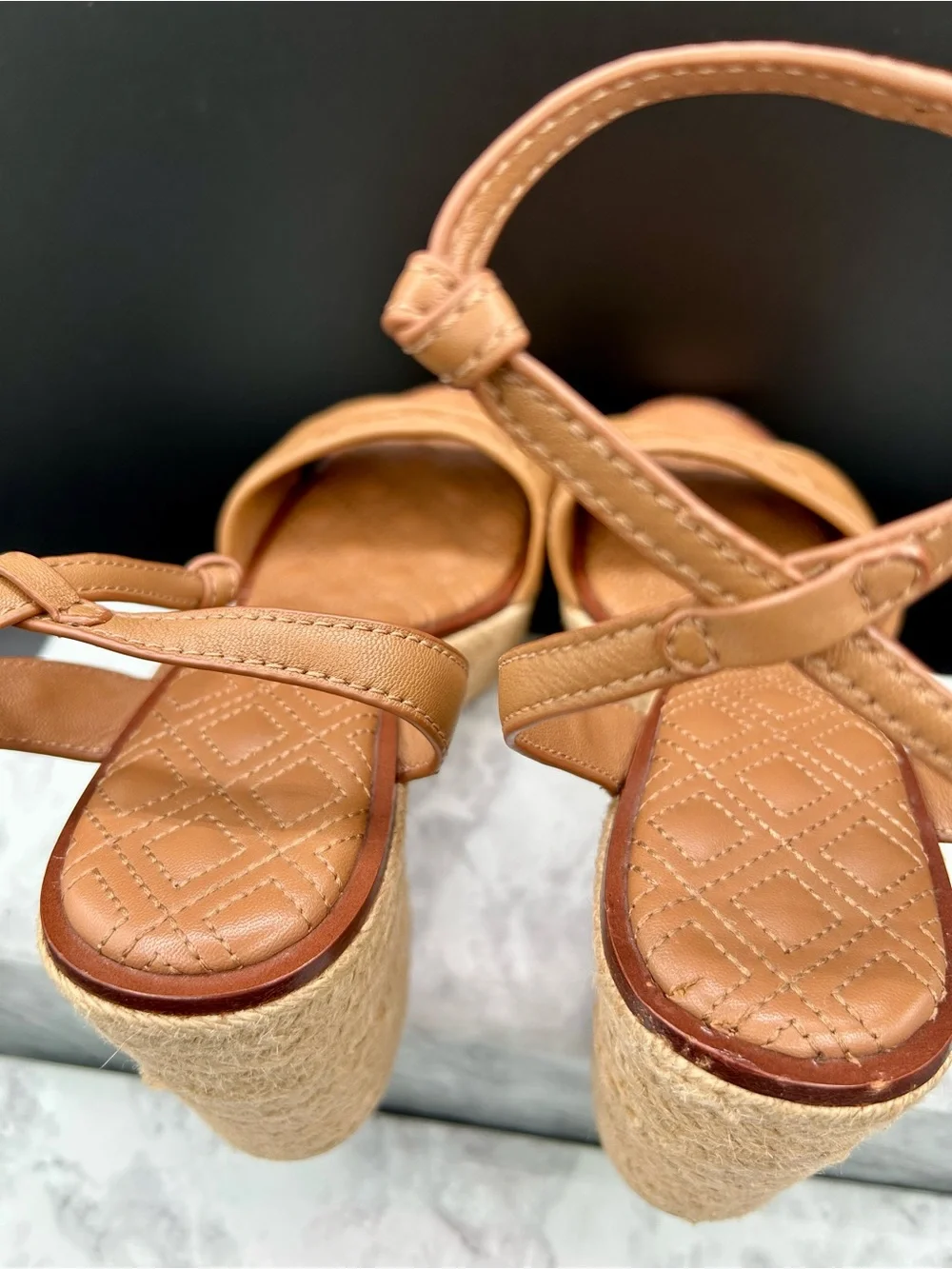 TORY BURCH Fleming Platform Espadrille Wedge Sandals Quilted Tan Leather. Size 8